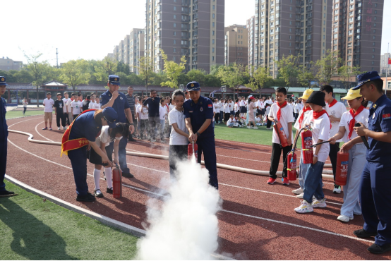 睢寧縣開展“全民觸達(dá)  平安萬家”消防安全科普系列活動(dòng)362.png