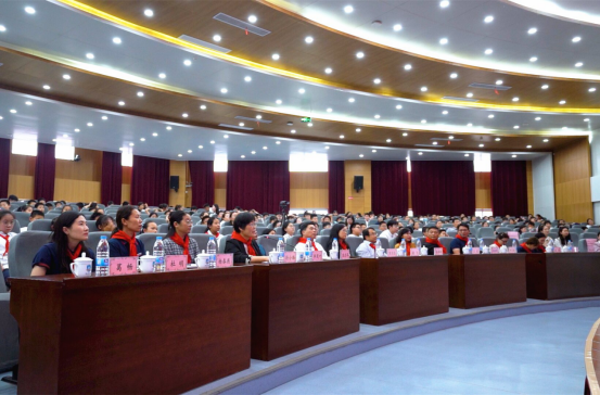 在詩(shī)詞中游走 在科學(xué)中探究--第四屆徐州市“詩(shī)詞里的科學(xué)”線下邀請(qǐng)賽成功舉辦(1)550.png