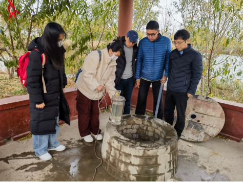 徐州市水資源研究會(huì)開展“水潤彭城-名泉古井調(diào)查”活動(dòng)284.png