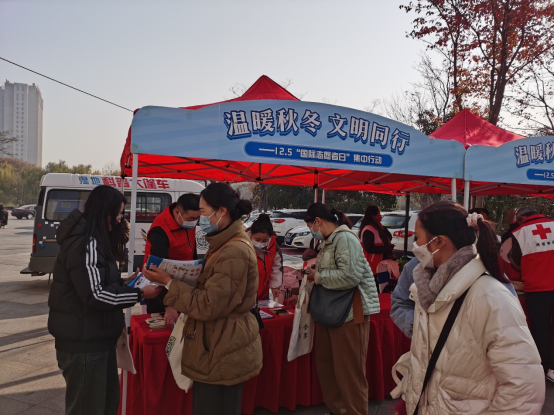 睢寧縣科協(xié)開展“溫暖秋冬 文明同行280.png