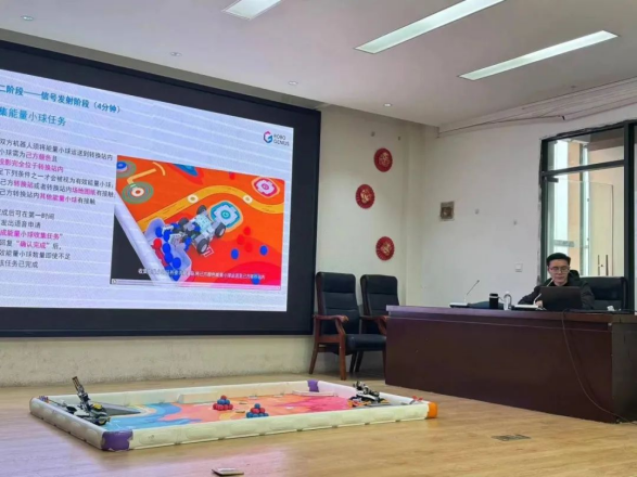 徐州舉辦省青少年機(jī)器人競(jìng)賽賽前培訓(xùn)222.png