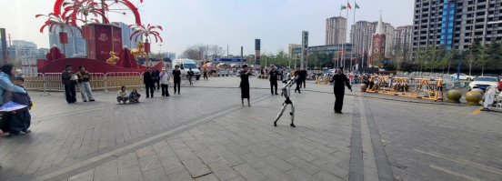 科普盛宴進(jìn)商圈 智趣體驗(yàn)潤(rùn)民心245.png